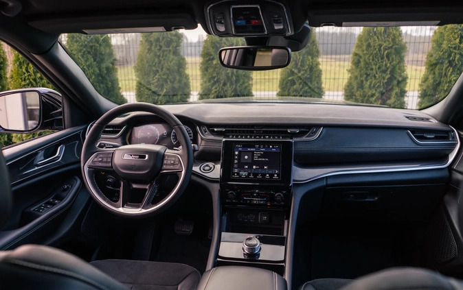 Jeep Grand Cherokee cena 229000 przebieg: 8600, rok produkcji 2022 z Lędziny małe 301